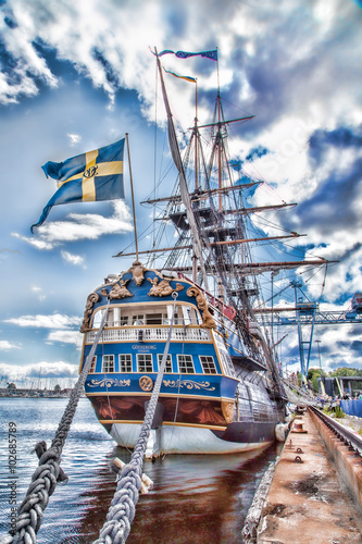 Wallpaper Mural East Indiaman Torontodigital.ca