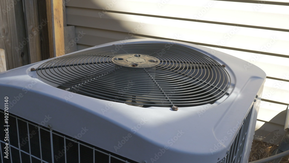 outside heat pump 4K