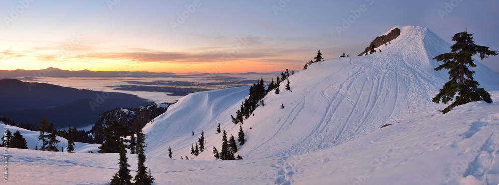 Fototapeta premium Mt. Seymour First Pump Peak winter sunrise, Vancouve
