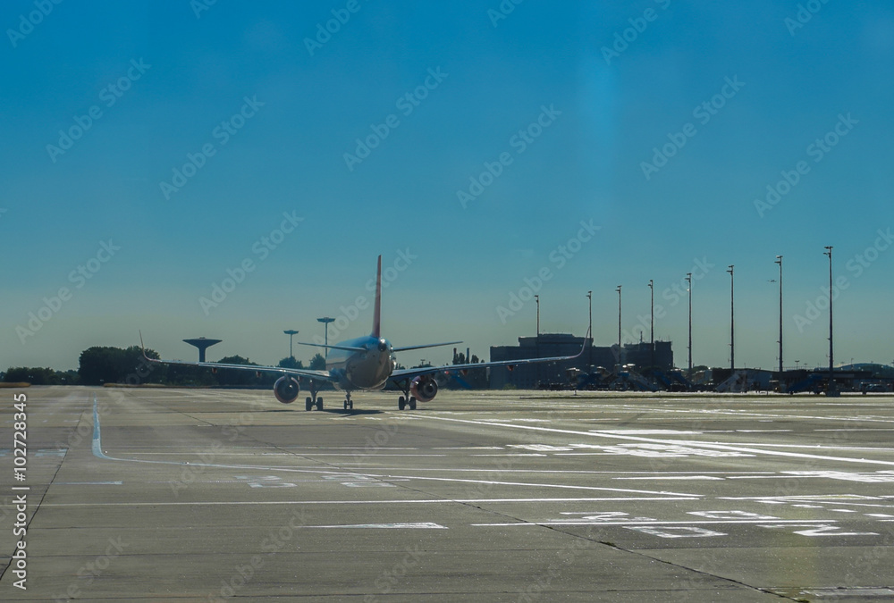 Fototapeta premium plane on the runway