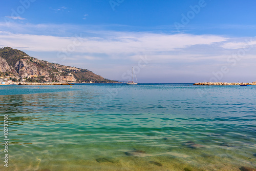 Fototapeta Naklejka Na Ścianę i Meble -  Mediterranean sea on French Riviera.