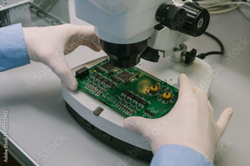 Obraz na płótnie microchip production factory