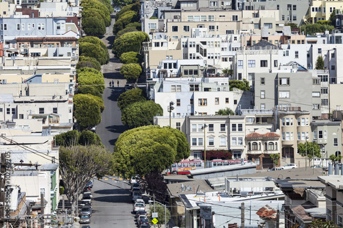 SAN FRANCISCO, USA - APRIL 07: Lombard street on Russian hill on