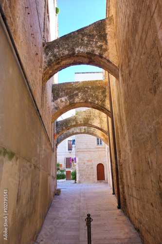Alleyway. Monopoli. Puglia. Italy.  © Mi.Ti.