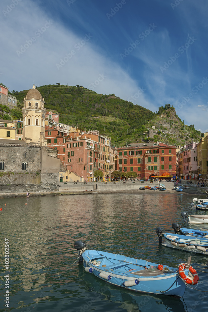 Landscape of resort village Vernazza, Cinque Terre, Italy