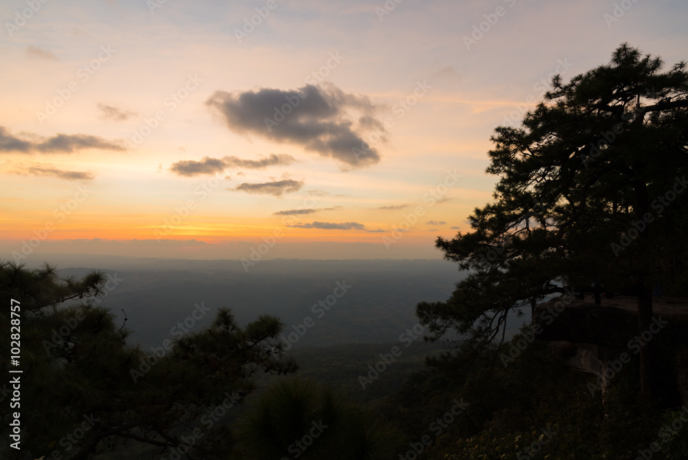 Sunset at Pha Lomsak Phu Kradueng National Park, Loei, Thailand Sunset at Pha Lomsak Phu Kradueng National Park, Loei, Thailand