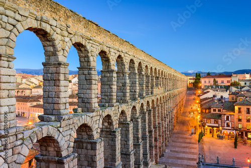 Valokuvatapetti Segovia Spain Aqueduct