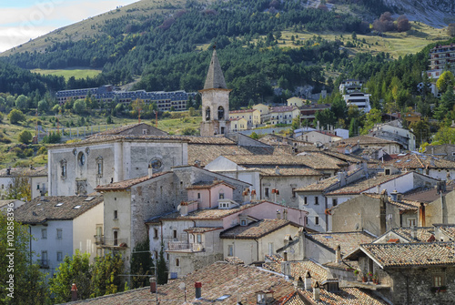 Pescocostanzo piccolo paese dell'abruzzo photo