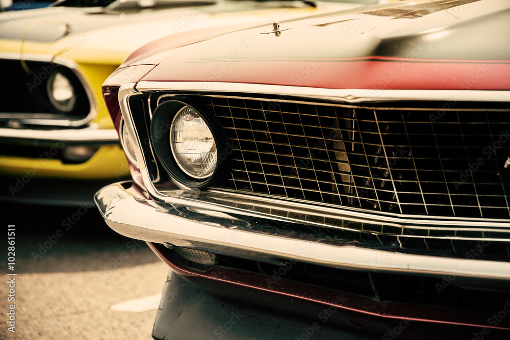 Fototapeta premium Classic cars in a row