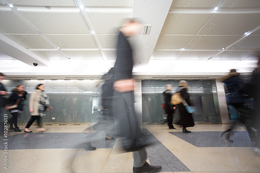 Fototapeta premium London businessman train tube station in rush hour