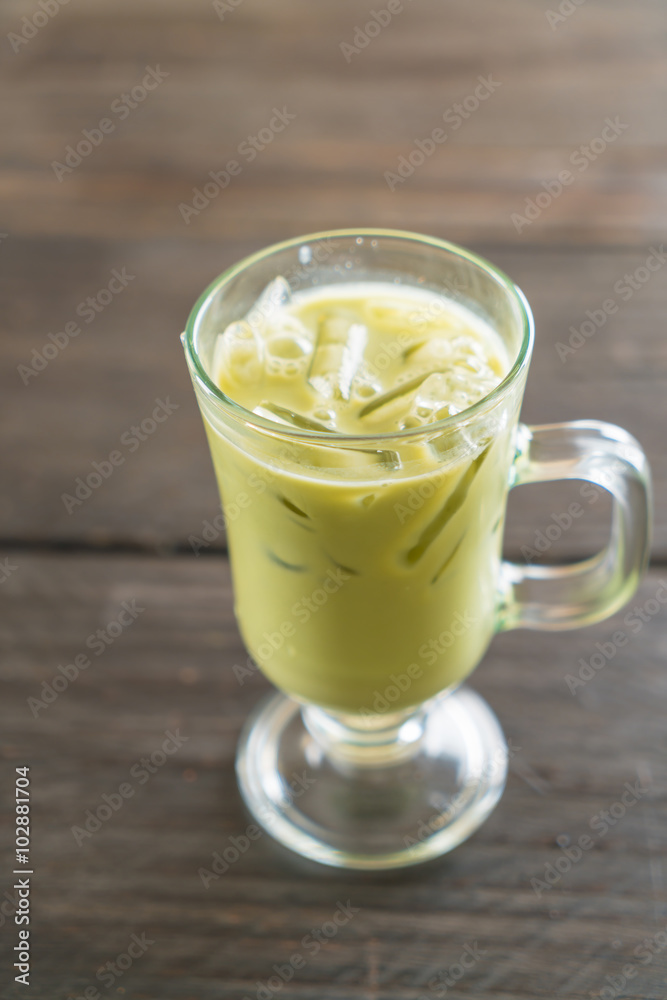 iced matcha latte iced matcha latte