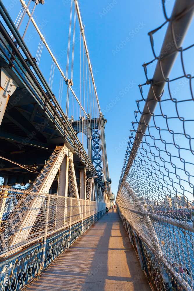 Obraz premium auf der Manhattan Bridge in New York City