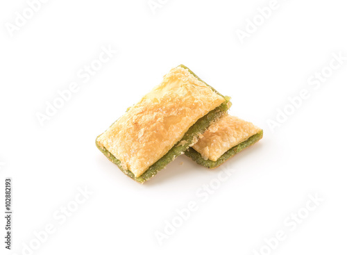 mini pie biscuit with kiwi jam