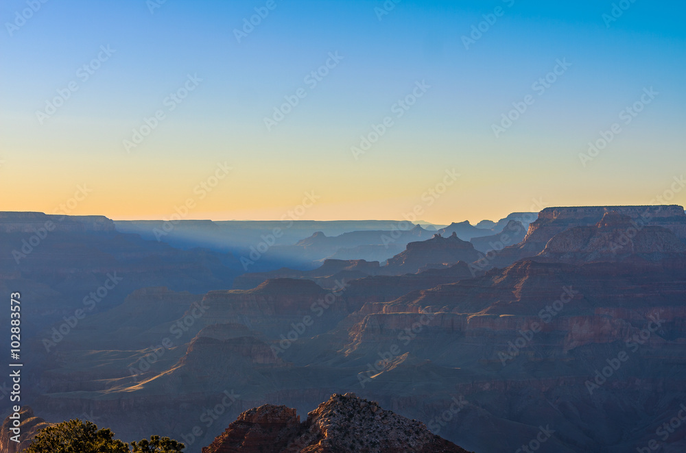 Majestic Vista of the Grand Canyon at Dusk