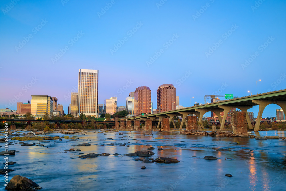 View of the skyline in Richmond, Virginia.