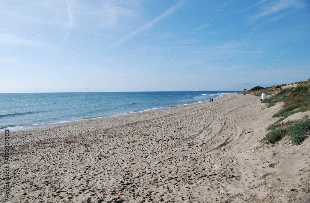 Playa de Cabopino en Marbella