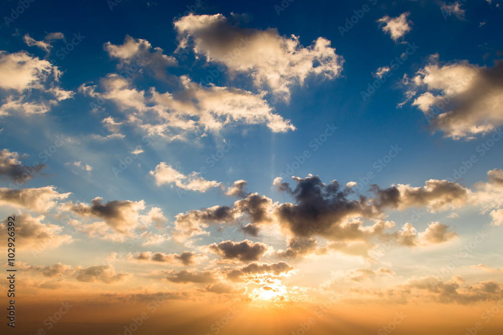 Fototapeta premium colorful dramatic sky with cloud at sunset