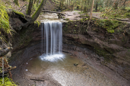 Wasserfall in der H  rschbachschlucht