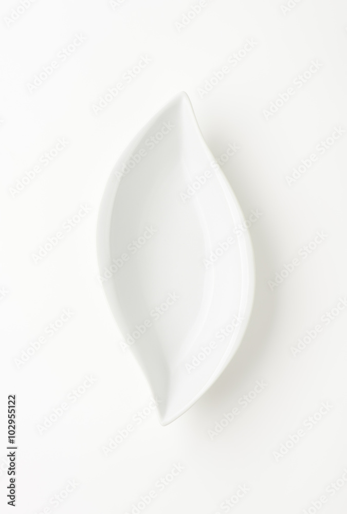 curved white bowl curved white bowl