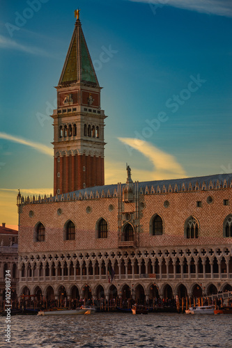 Venice sunset © Zippl W.