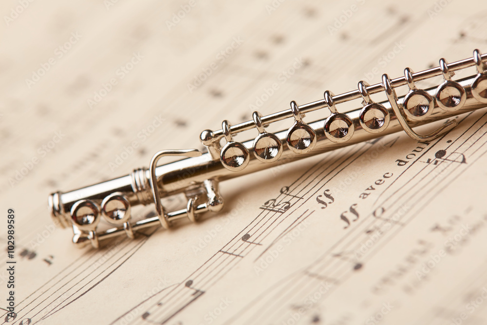 Obraz premium flute of notes in the background