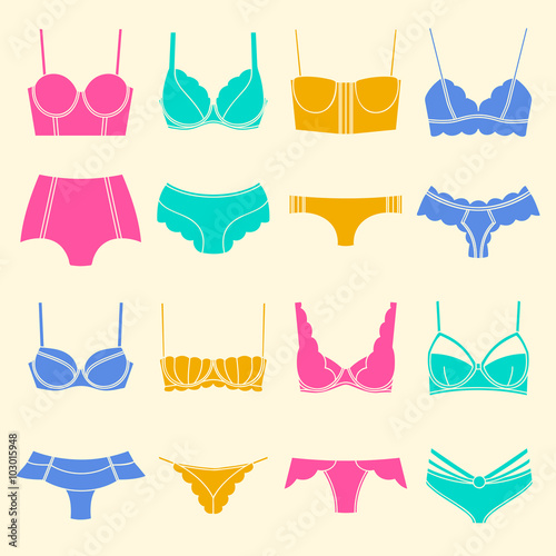 Set of lingerie elements