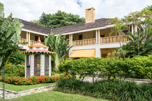 Photos Courtyard of Bonnet House estate and museum in Fort Lauderdale, Florida, USA