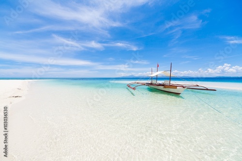 day tropical sea