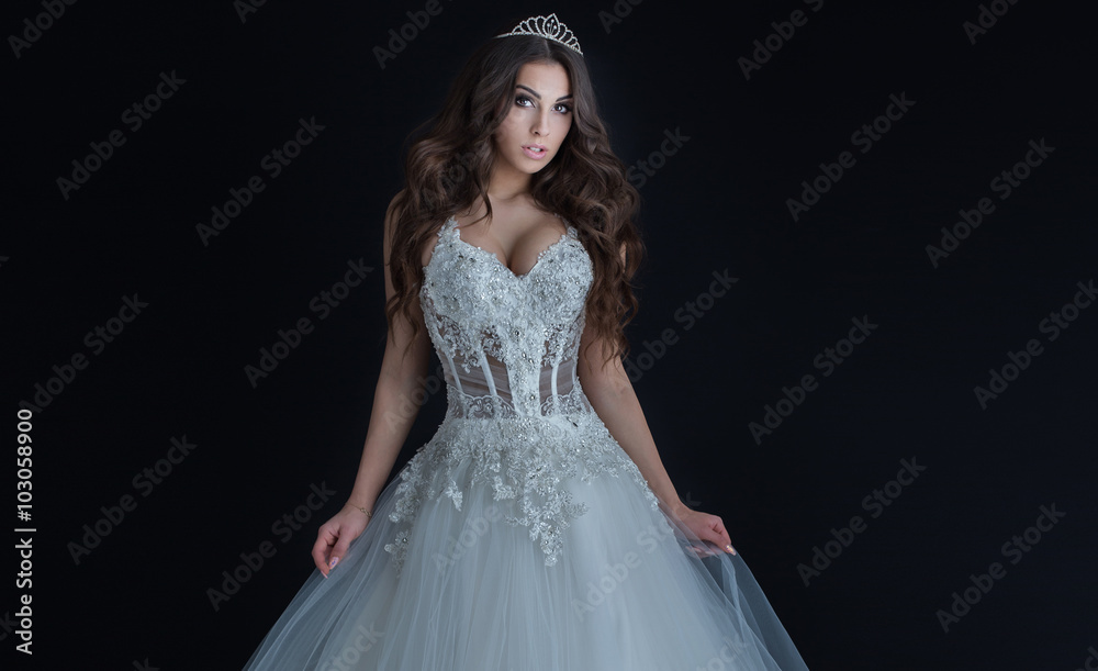 Beautiful bride posing.