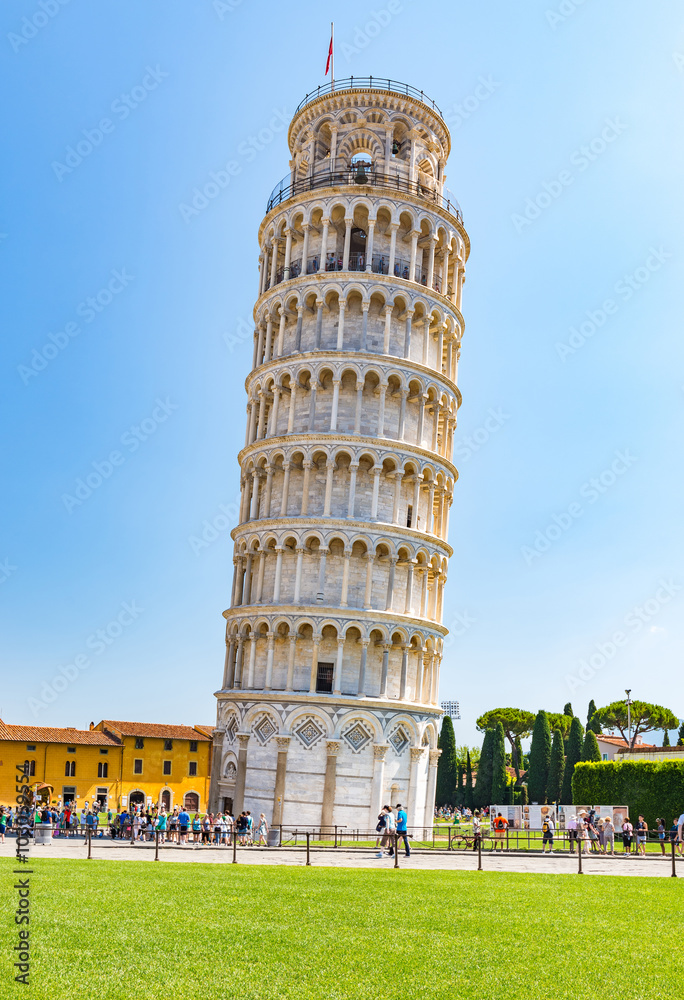 Leaning tower of Pisa , Italy