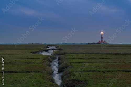 Leuchtturm Westerheversand am Abend  Nordsee in Deutschland