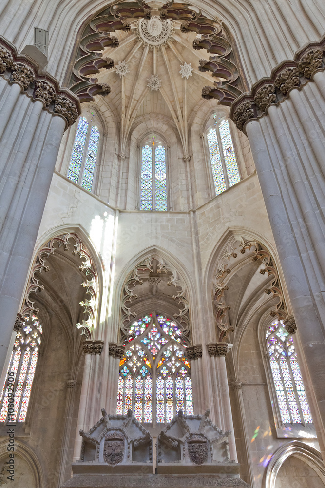 Fototapeta premium Batalha, Portugal - March, 2015: Batalha Monastery. Gothic Tombs of King Dom Joao I and Queen Dona Filipa de Lencastre in the Capela do Fundador - Founders Chapel. Portugal. UNESCO World Heritage Site