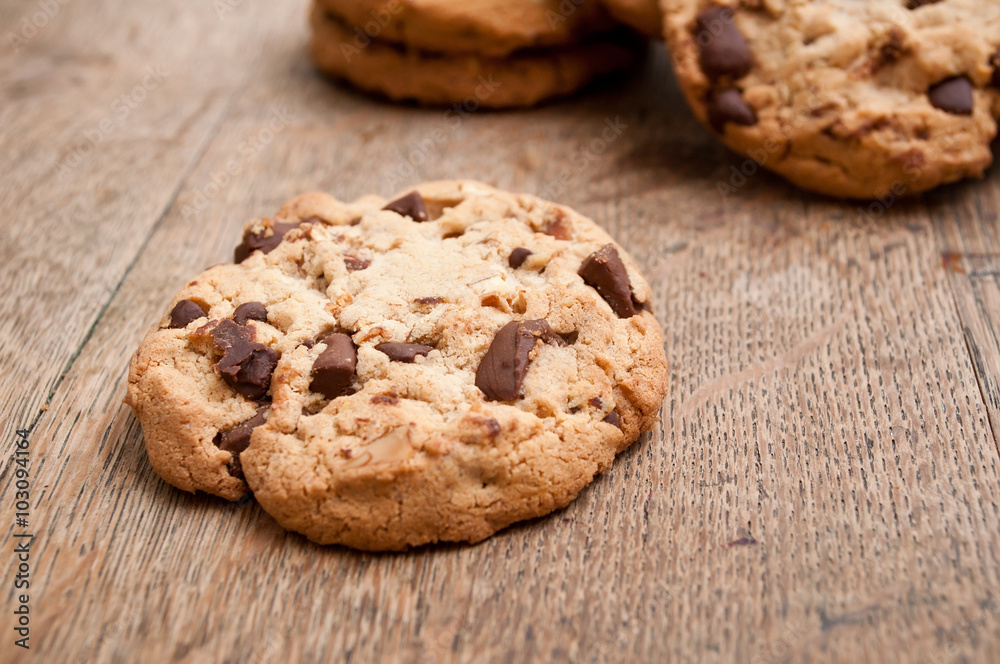 Cookies sur vieille table en bois Cookies sur vieille table en bois