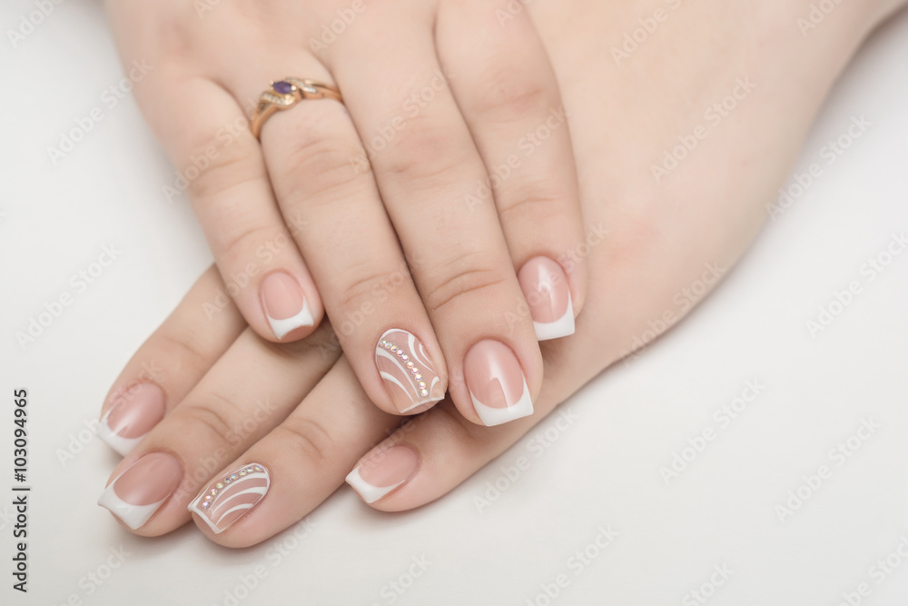nails