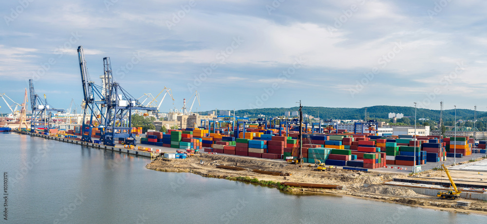 Fototapeta premium Deepwater Container Terminal in Gdansk