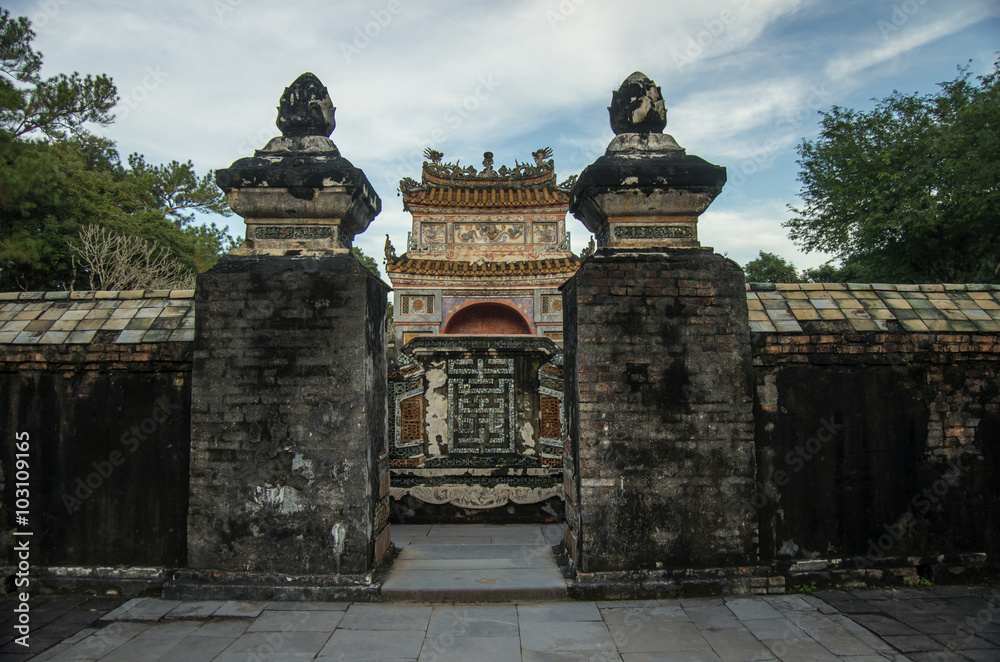 Obraz premium Hue, Vietnam: Tomb and gardens of Tu Duc emperor in Hue, Vietnam - A UNESCO World Heritage Site