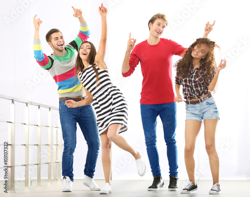 Two teenager couples dancin...