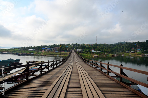 Saphan Mon wooden bridge in morning time © tuayai