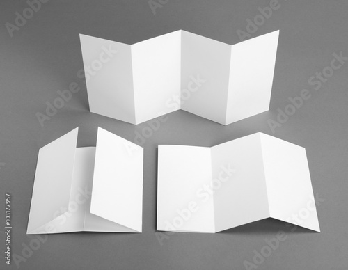 blank white folding paper flyer © fontgraf