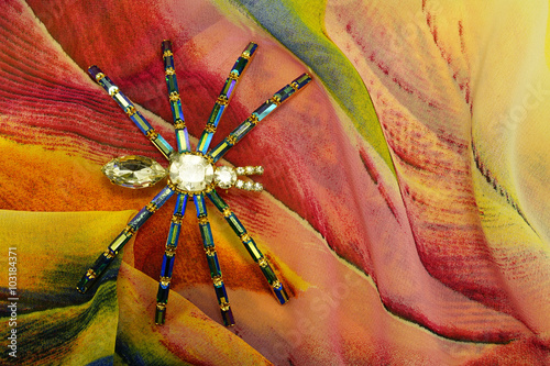 spider brooch