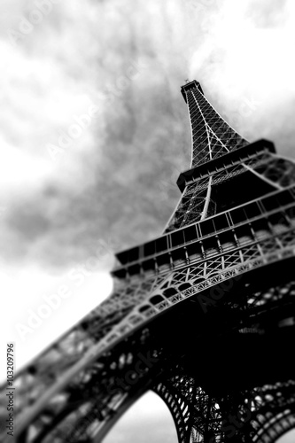 Eiffelturm experimentell