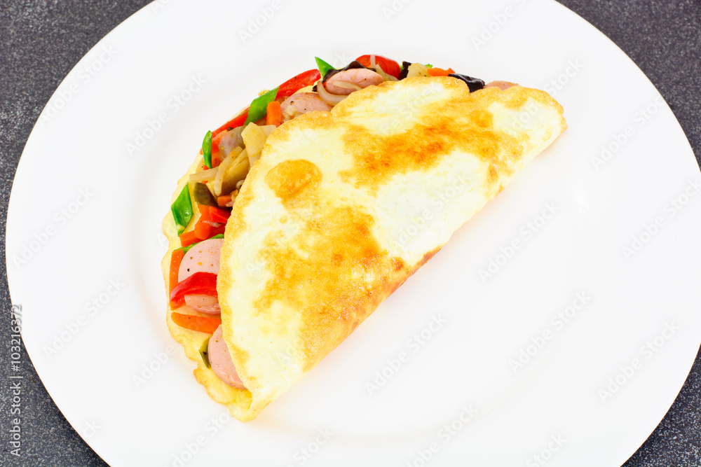 Healthy and Diet Food: Scrambled Eggs with Sausage and Vegetable Healthy and Diet Food: Scrambled Eggs with Sausage and Vegetable