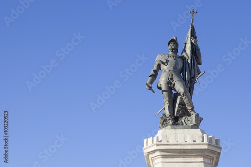 Tablou pe pânză Statue of Hernan Cortes, Medellin, Spain