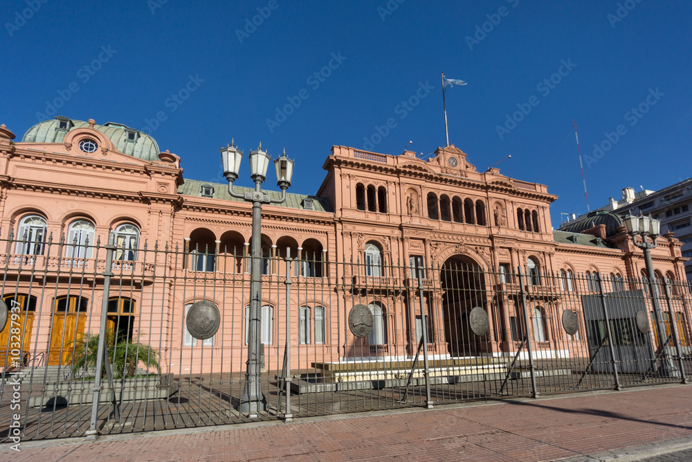 Fototapeta premium Buenos Aires, Argentina, Presidential Palace Casa Rosada (Pink House)