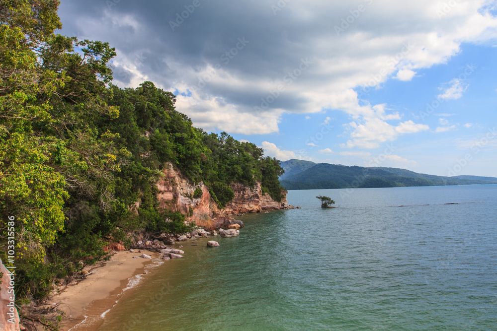 Fototapeta premium beautiful tropical sea in summer