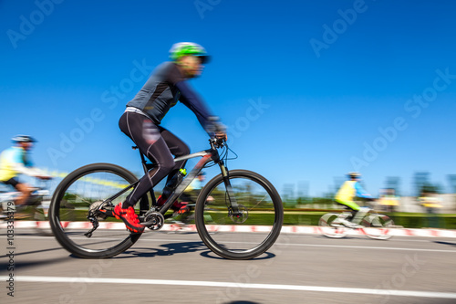 Fototapeta Naklejka Na Ścianę i Meble -  Racing Bike,Motion blurred