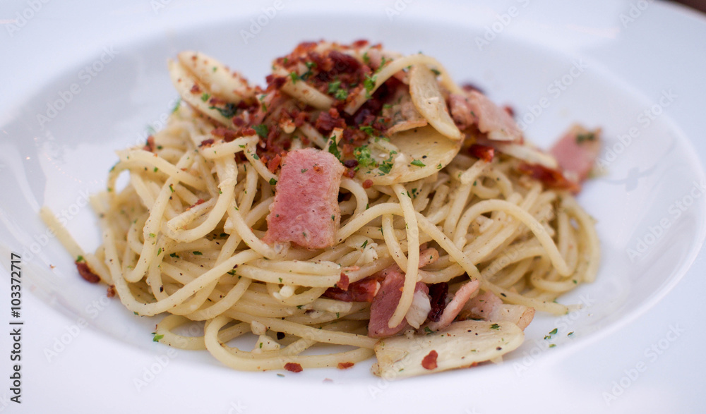 fried spaghetti fried spaghetti
