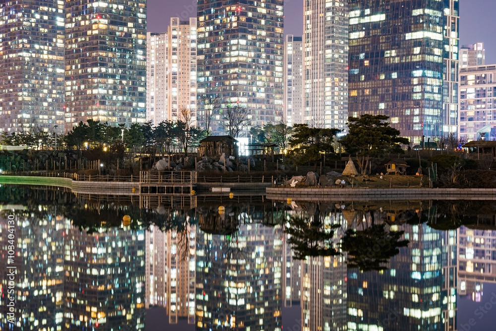 architecture at night