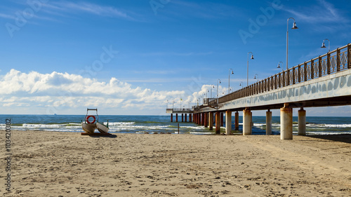 tonfano pier view