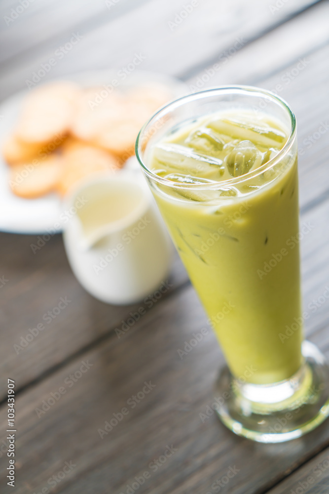 iced matcha latte iced matcha latte